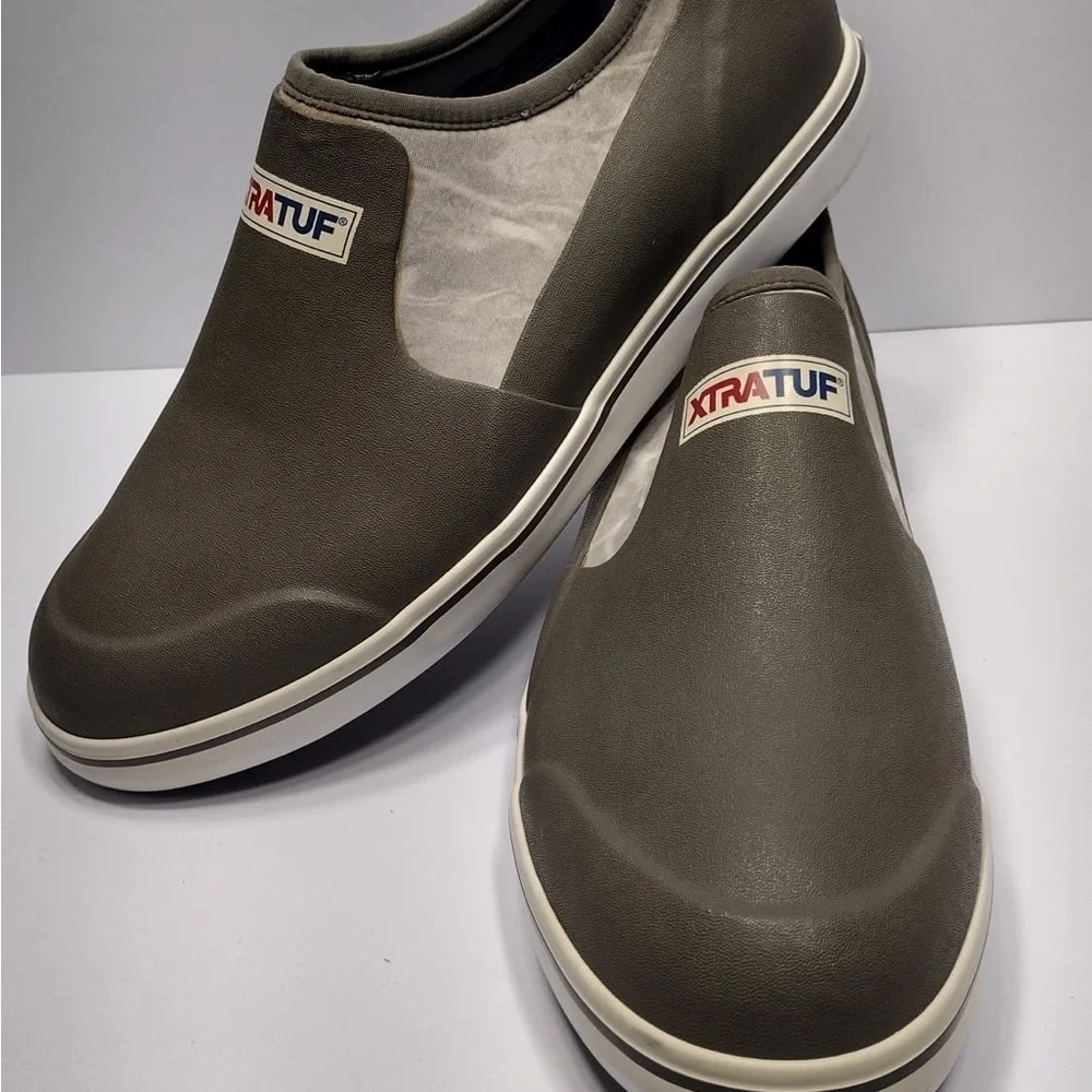 XTRA TOP Men's Gray Slip-On Shoes size 10 pre Owned Exellent condition
